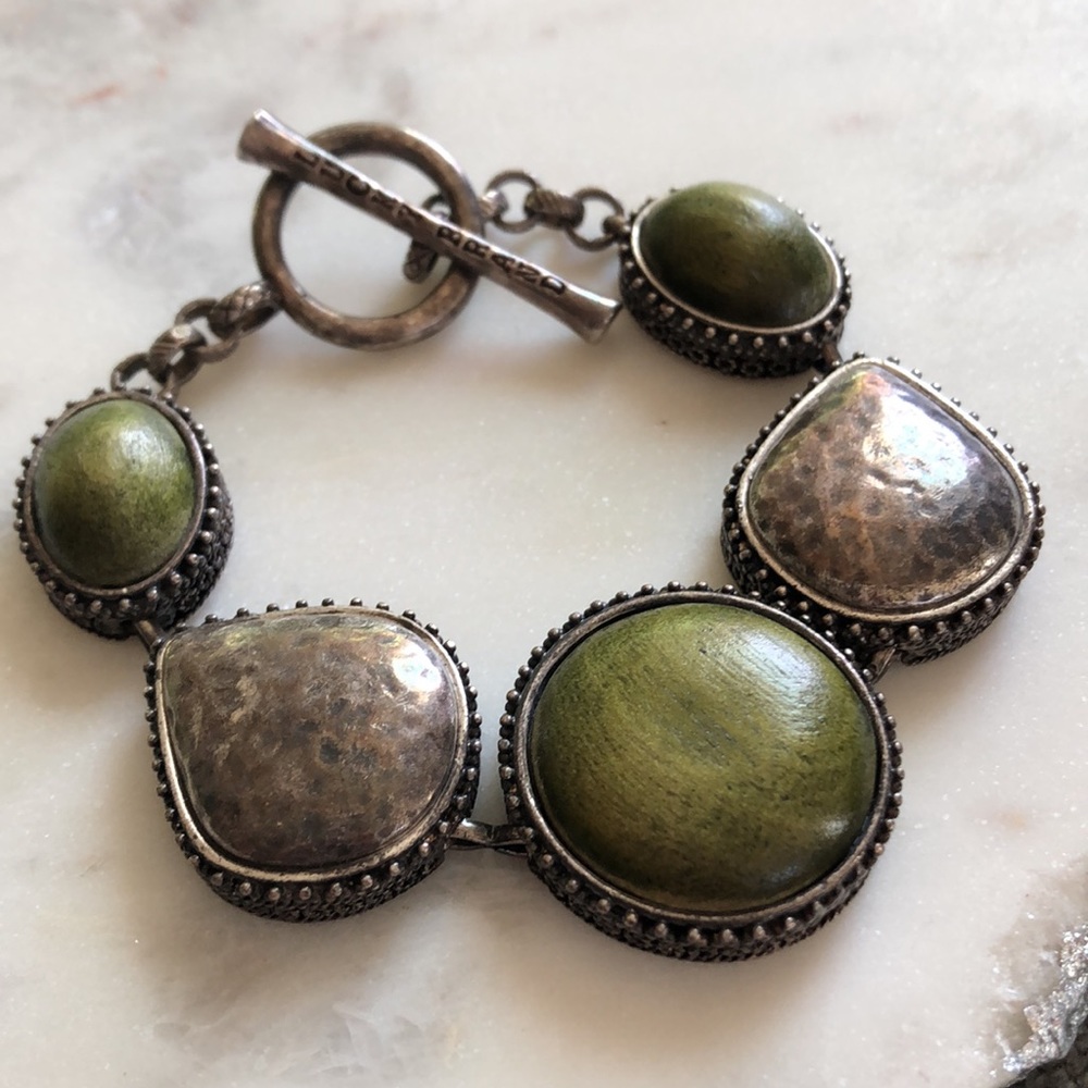 Lucky Brand Green Wood And Metal Cabachon Bracelet - Picture 6 of 15